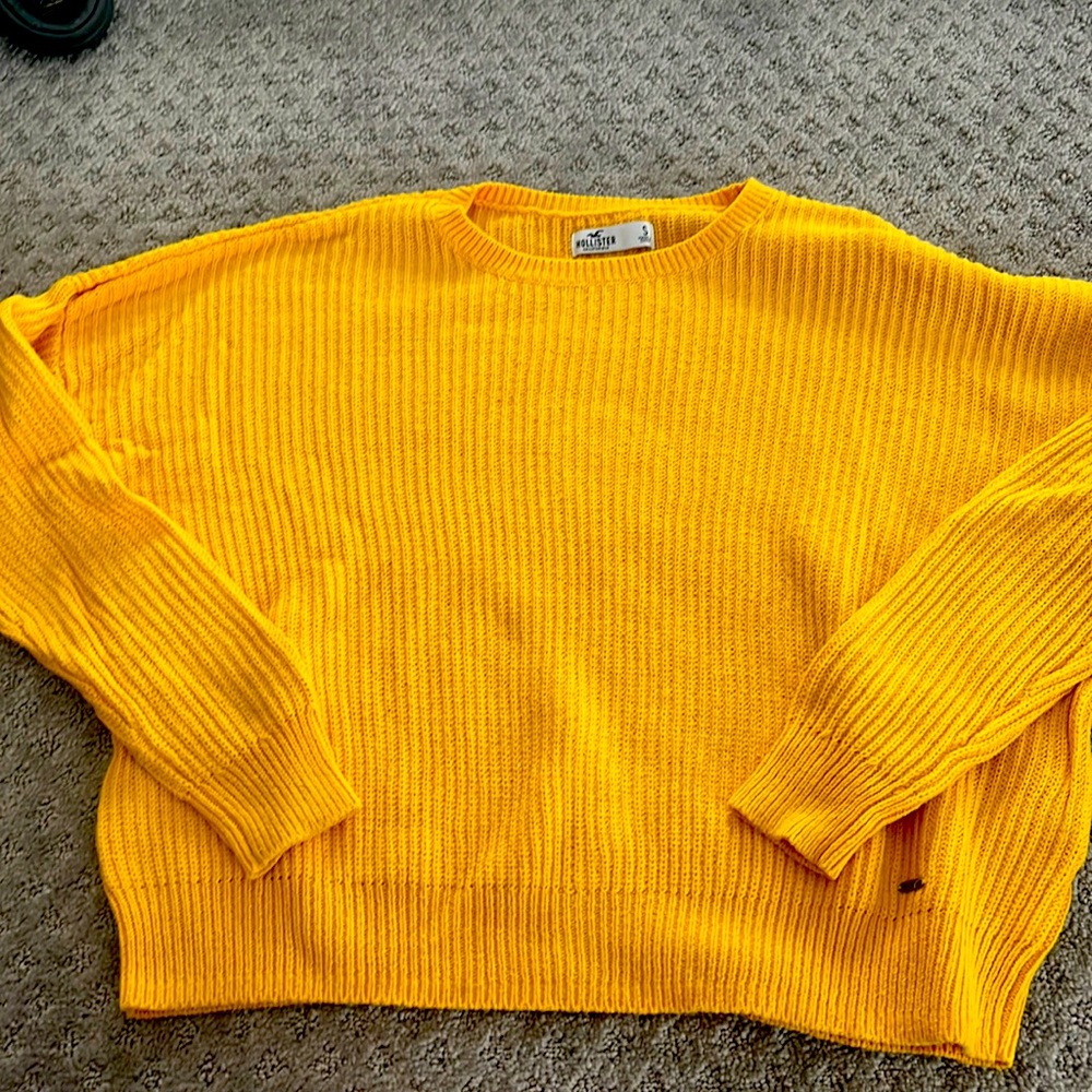 comfy hollister sweater